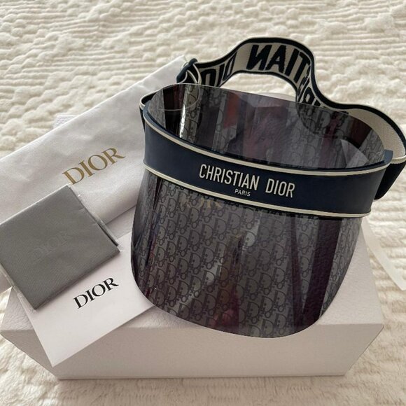 Slightly Used DiorClub V1U Logo Mirrored Visor - Picture 1 of 3